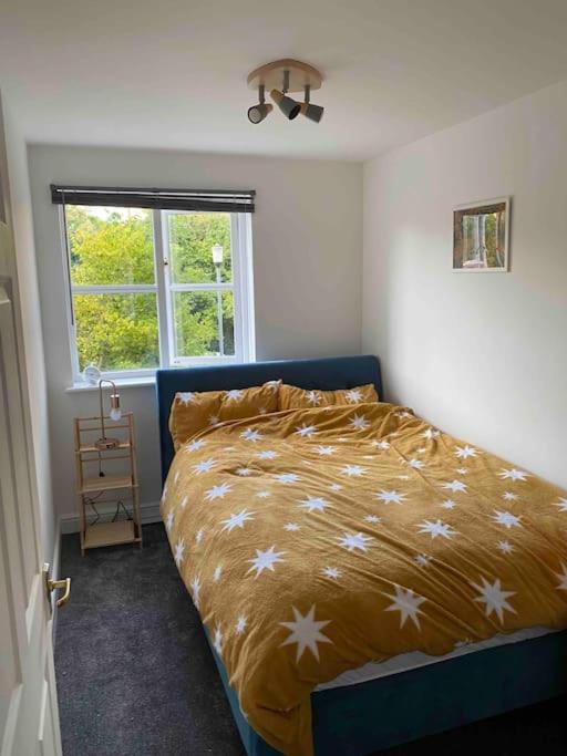 Canal-Flat Near Stratford International Station Apartment London Bagian luar foto